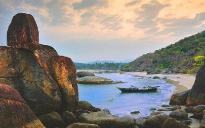 Kisah Tiga Orang yang Tertutup Batu dalam Goa subulussalam nusantara